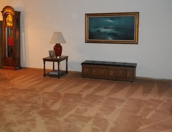 3rd image of 15237 Pine Dr
