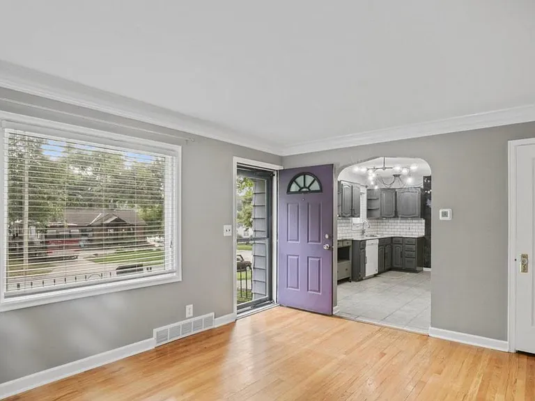 1322 S 51st St — Photo 3