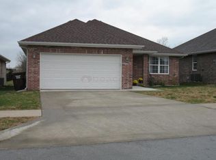 3439 S Juniper Ave, Springfield, MO 65804