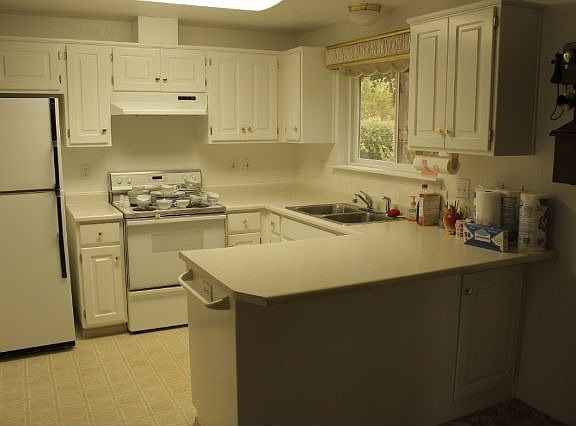 2nd image of 1839 Cloverlawn Dr