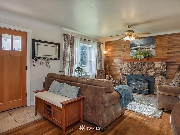 5th image of 4117 N 19th St