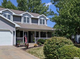 809 Dogwood Dr, Washington, IL