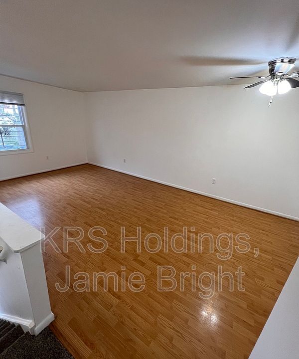 1st image of 412 N Sheppard St #6