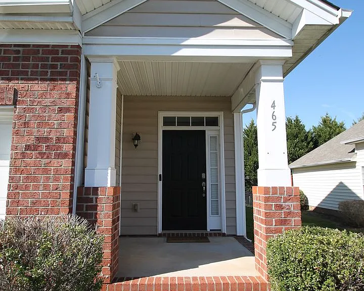 465 Clouds Way — Photo 2