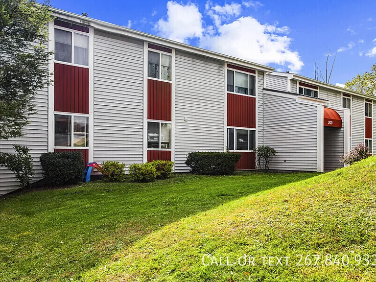 500 College Park Dr — Photo 29