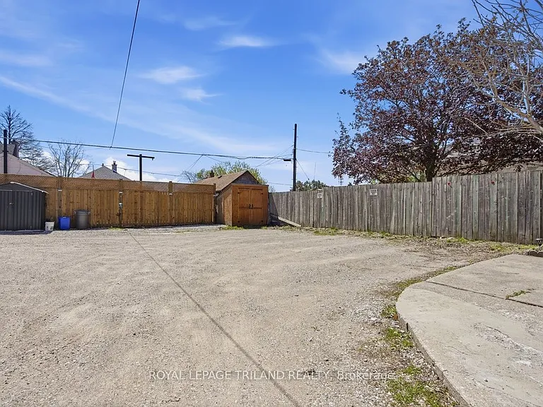 1175 Princess Ave #MAIN — Photo 21
