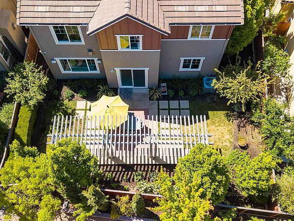 3rd image of 3956 Jordan Ranch Dr