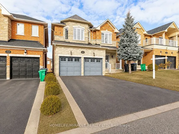 25 Oblate Cres, Brampton, ON L6Y 0K2