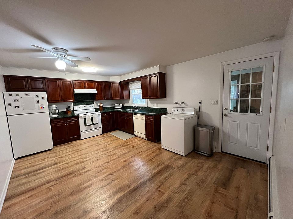 1st image of 36 Burwood Ave #2