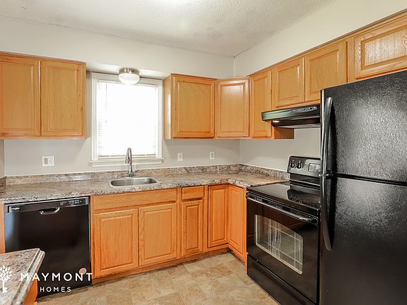 5th image of 1507 S Skyline Dr