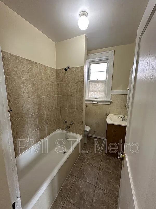 Building Photo - 4709 Newport Ave #4709