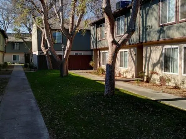 4875 E McKinley Ave Unit 123, Fresno, CA 93703