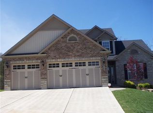 217 Sutherland Falls Ct, Festus, MO 63028
