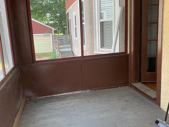 4th image of 212 Maplewood St #214