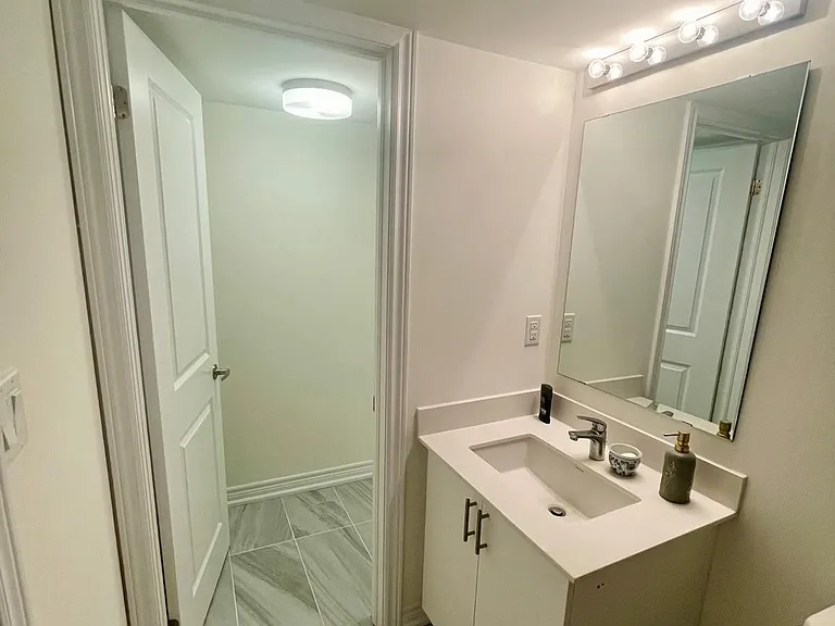 1271 Chee Chee Lndg #BASEMENT — Photo 9