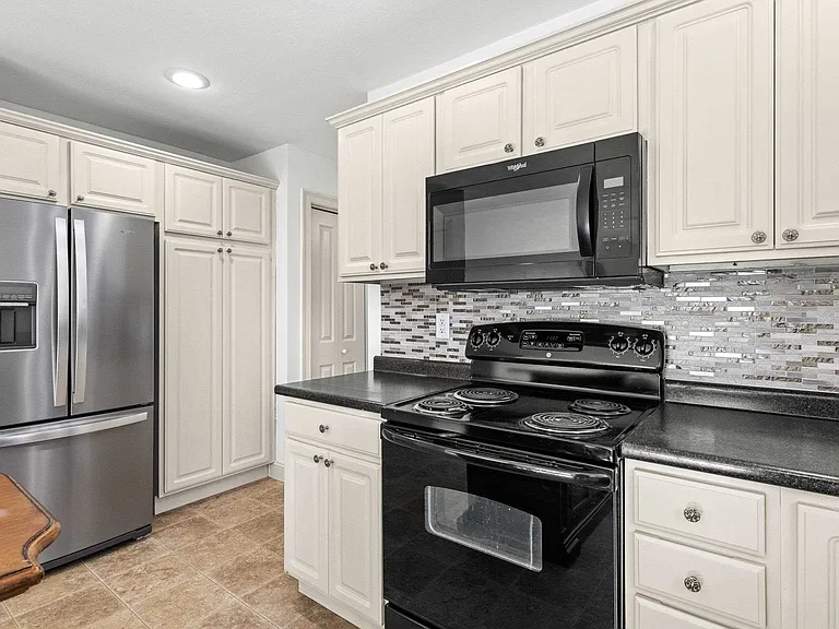 22 Maple Rd — Photo 26