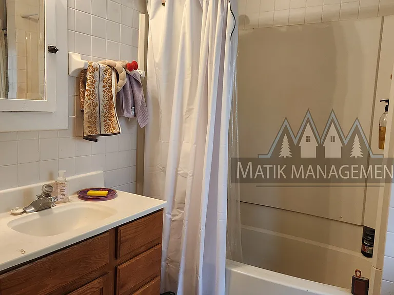 15 11th Ave NW #2 — Photo 13