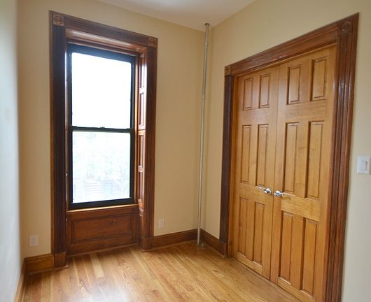 5th image of 19 Herkimer St APT 4