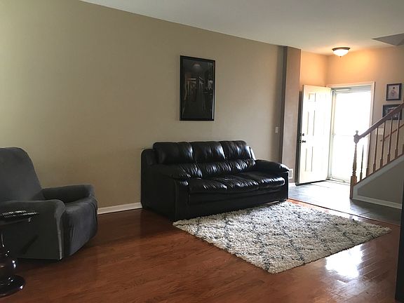 3rd image of 25109 Clare Cir #9302