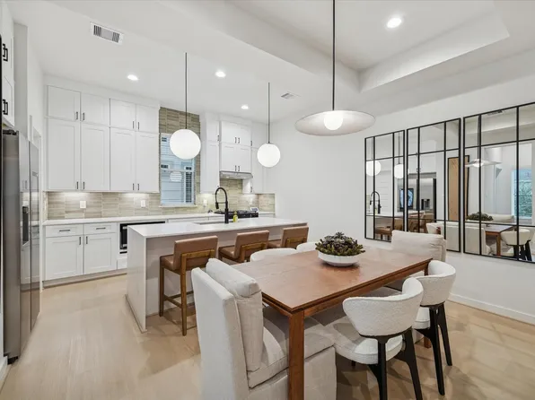 1805 Maury St, Houston, TX 77026