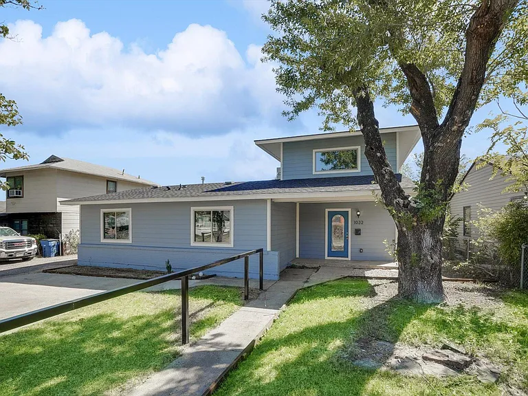 1032 Hoke Smith Dr — Photo 3