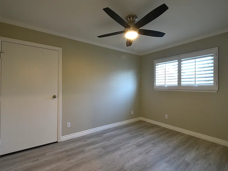 15507 Balsam Ct — Photo 13