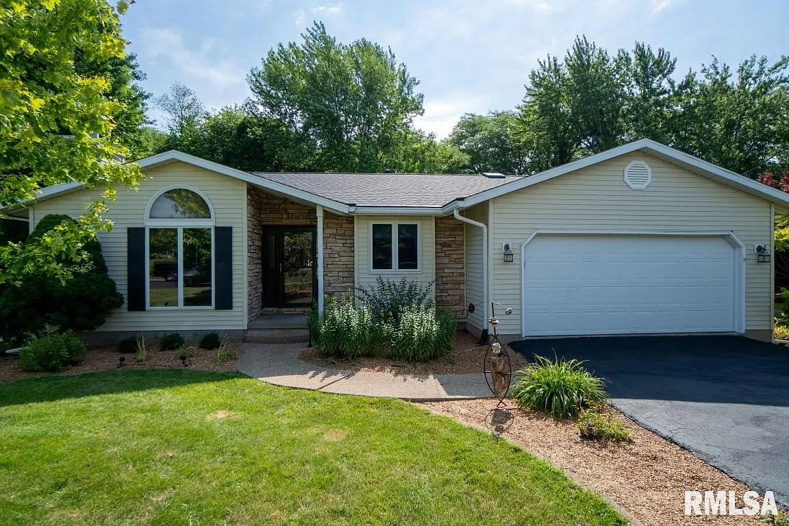 603 Bayside Dr photo 1