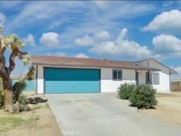 3800 Ruidosa Ave, Yucca Valley, CA 92284