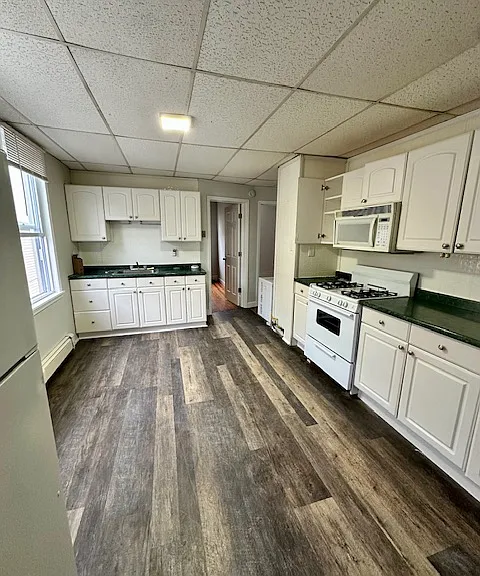 298 Outwater Ln — Photo 3