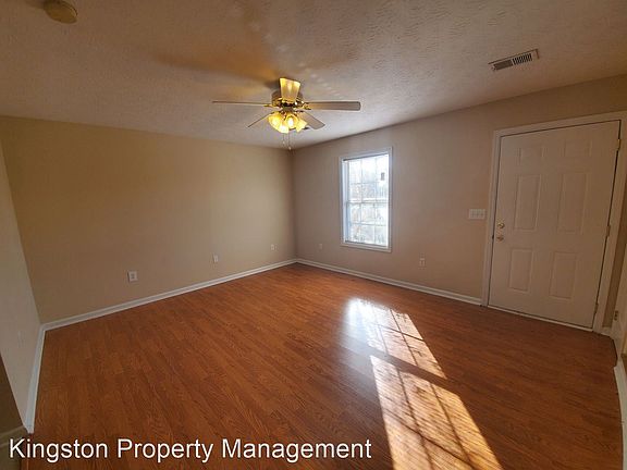 3rd image of 1081 Merrick Dr Unit 2