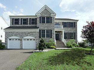 25 Morris Dr, Old Bridge, NJ 08857