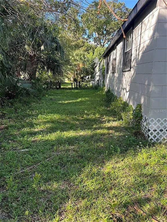 3 bed, 1.0 bath, 2280 sqft, $1,500 — Photo 1