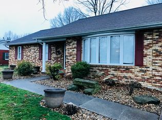 405 Adams Dr, Waterloo, IL 62298