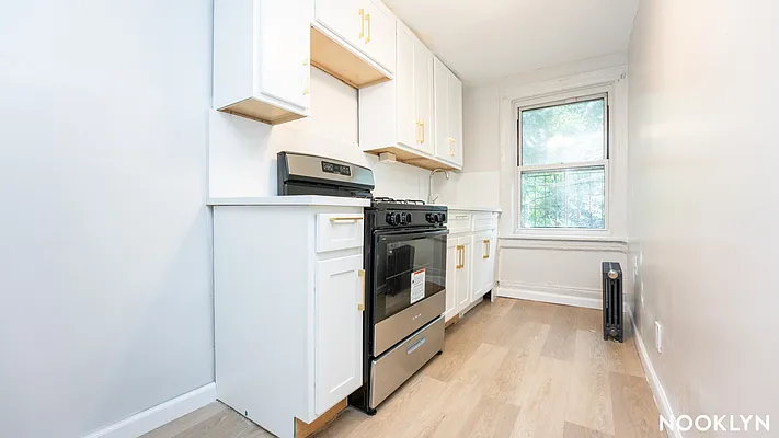 Rented by Nooklyn NYC LLC | media 4