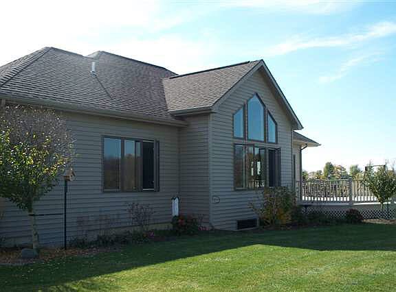 4th image of 2502 Sawgrass Cir