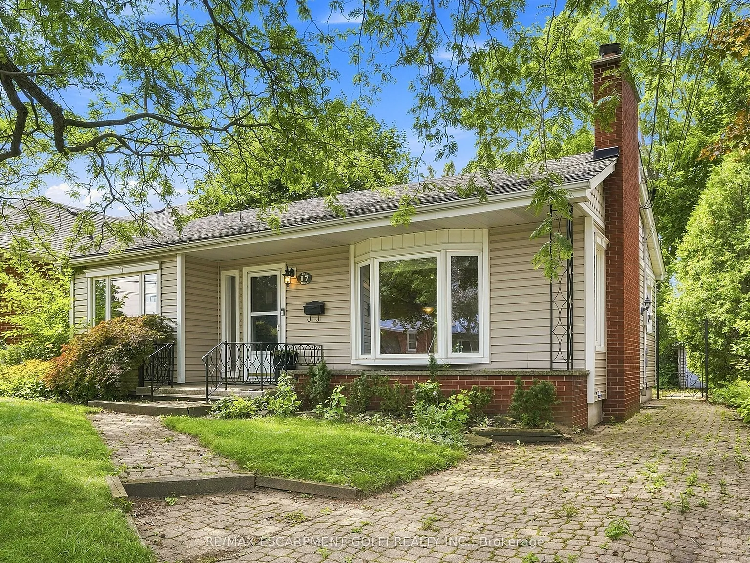 3 bed, $2,700 — Photo 3