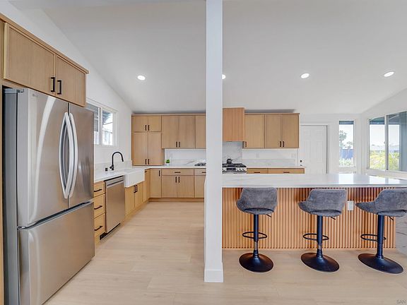 5th image of 8138 Hudson Dr