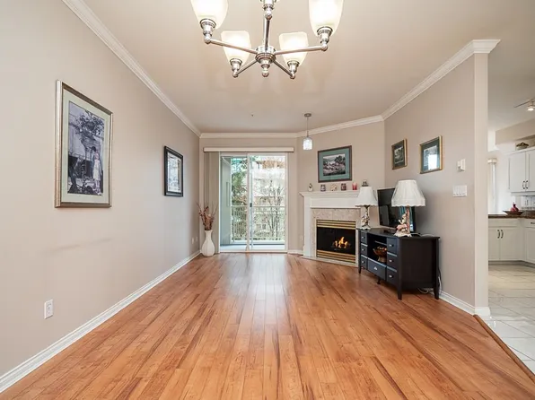 3098 Guildford Way #313, Coquitlam, BC V3B 7W8