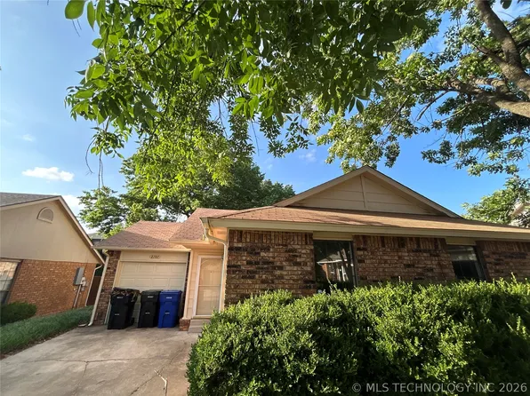 2707 S Oak Pl, Broken Arrow, OK 74012