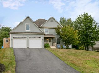 10 Sequoia Ln, Scarborough, ME 04074