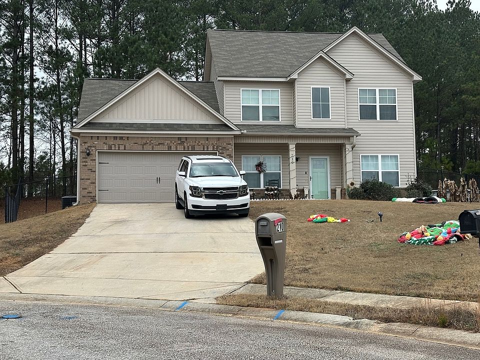 1st image of 210 Glenview Trl