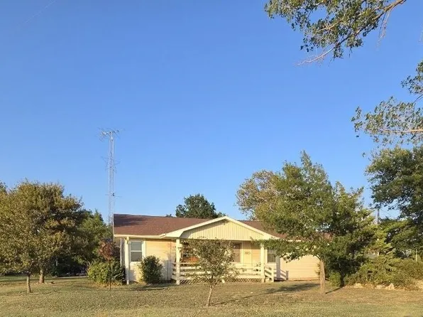 310 W Grant St, Mayfield, KS 67103
