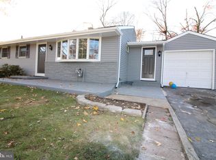 45 Matthew Dr, Hamilton, NJ 08690