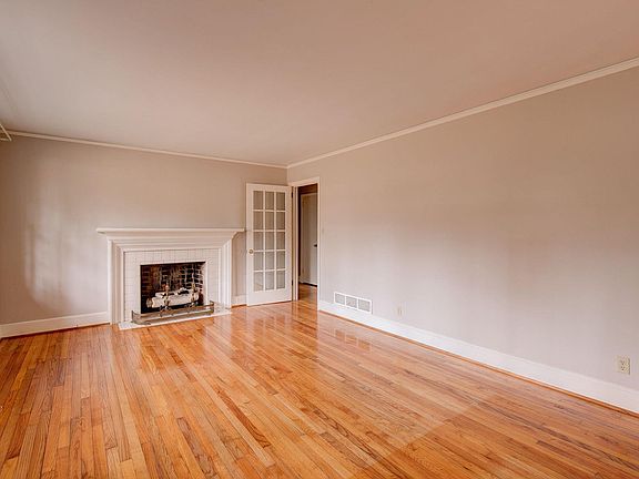 4th image of 3240 Covenant Rd