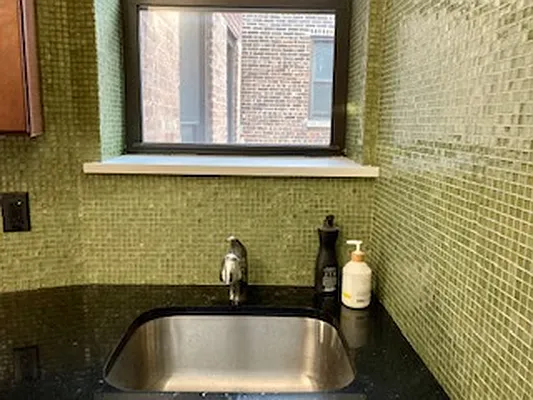 Rented by Corcoran | media 27