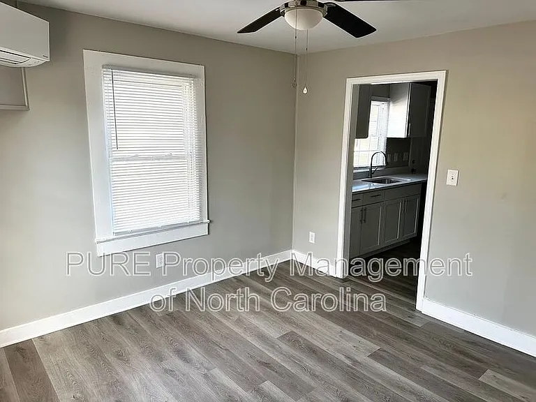 920 Holt St — Photo 5