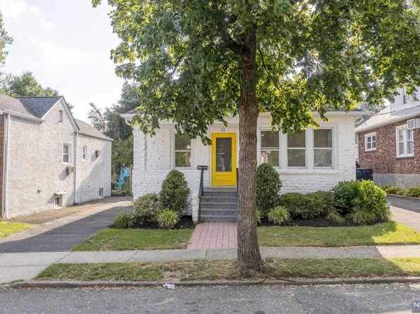 12 Coolidge Pl, Hawthorne, NJ 07506