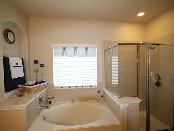 Master Bathtub