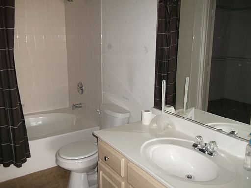 5th image of 1608 Hennepin Dr