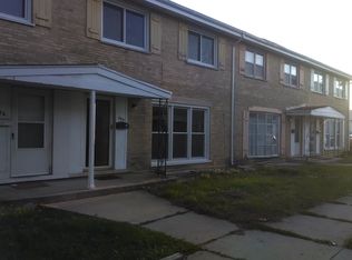 644 S Iowa Ave, Addison, IL 60101